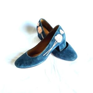 Jasper & Jeera :: anthropologie pretty embroidered wedge heels